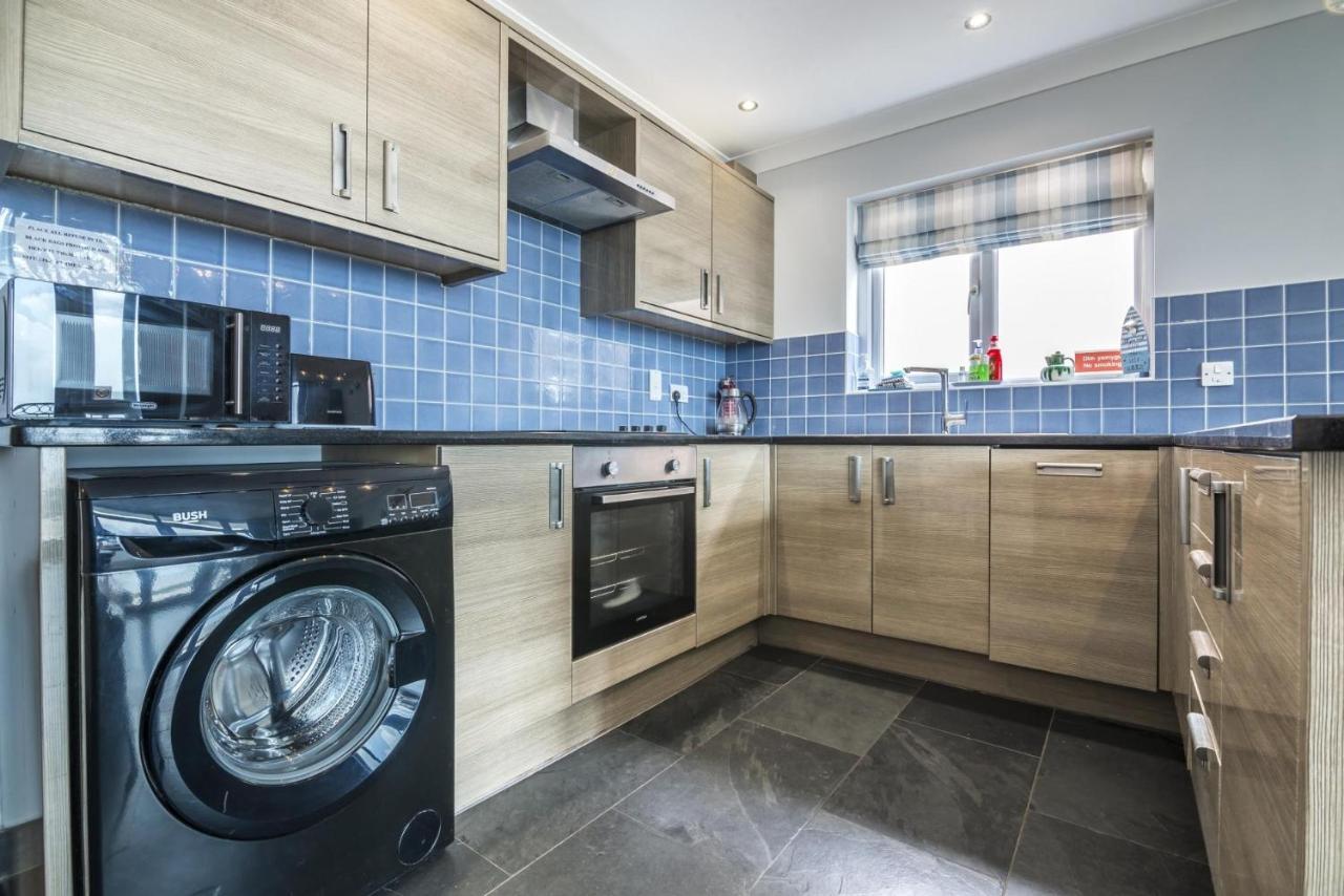 Pendine Heights - 2 Bedroom Apartment - Pendine Esterno foto